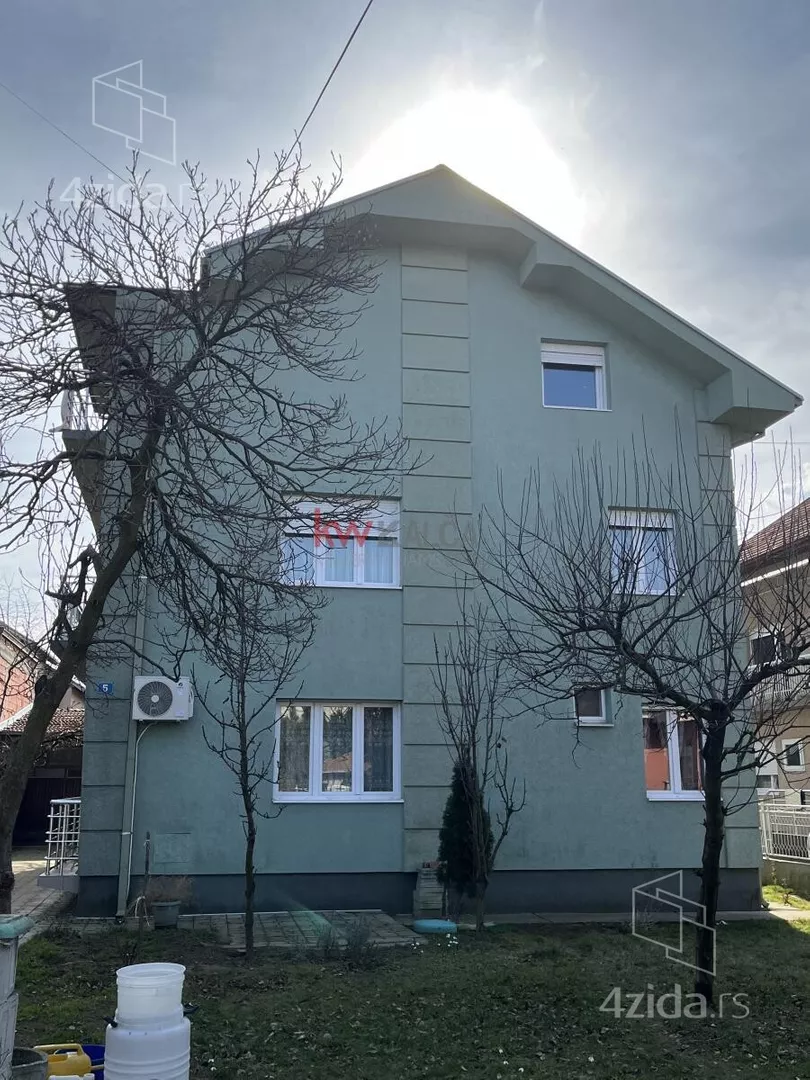Kuća | 4zida