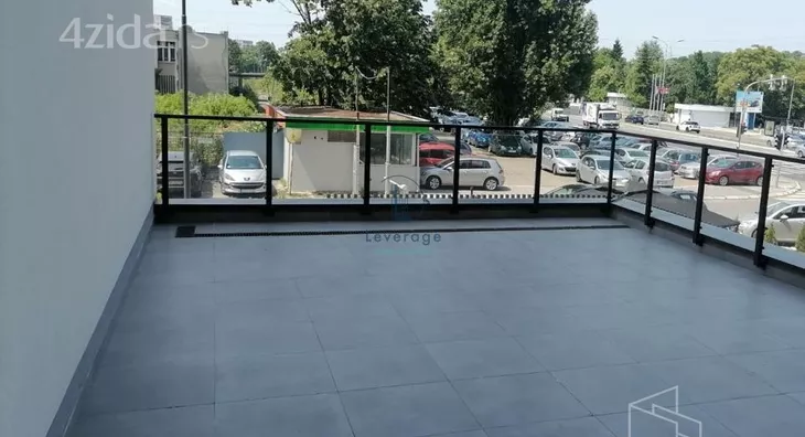 Lokal | 4zida