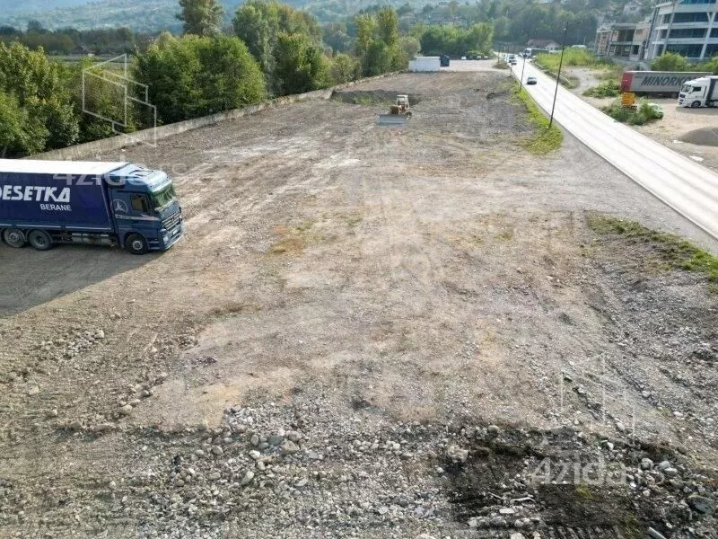 Plac | 4zida