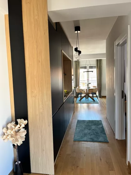 Nemanjina 24 | 4zida.rs