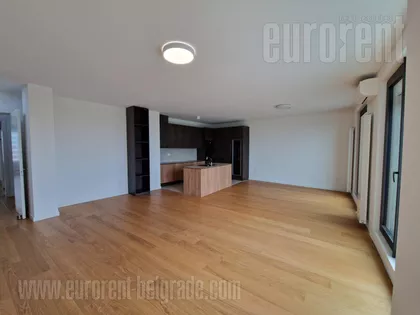 K-DISTRIKT | 4zida.rs