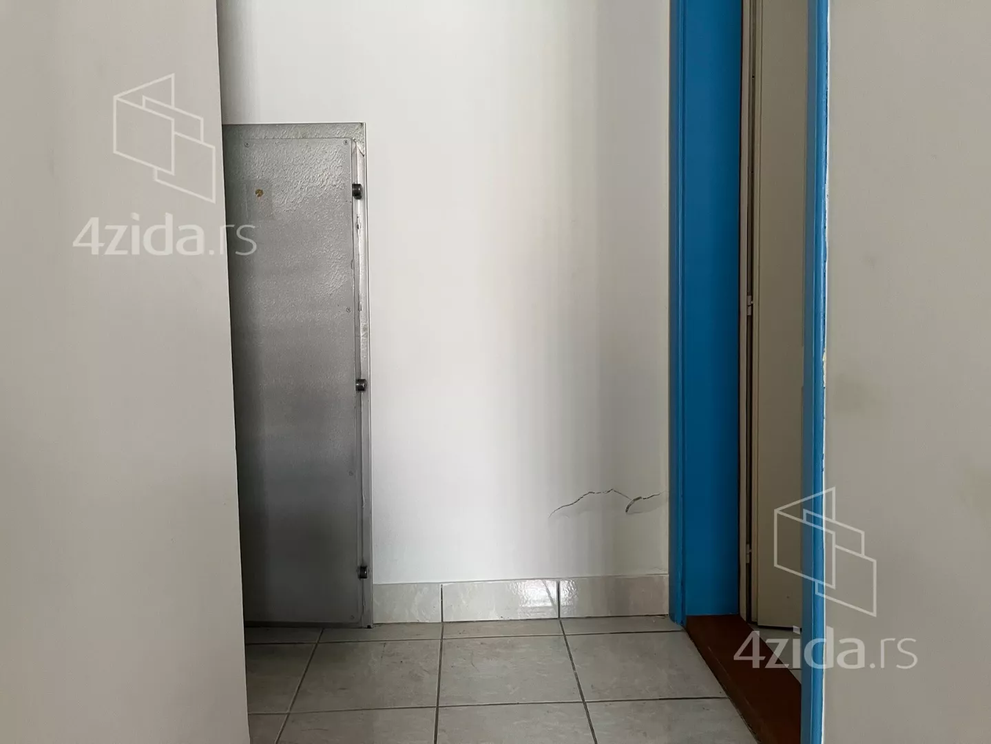 Lokal | 4zida