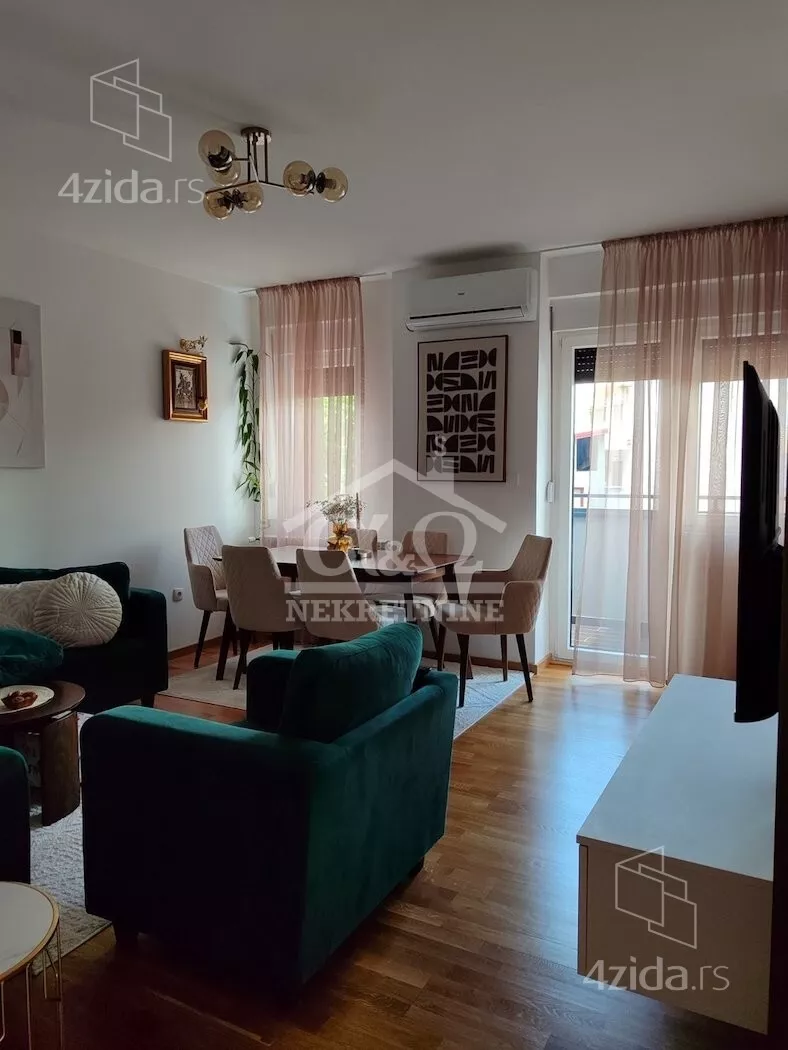 Troiposoban stan | 4zida