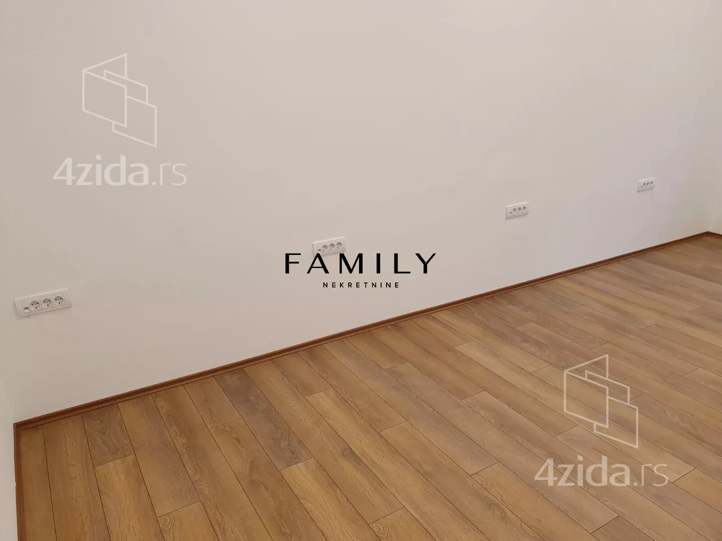 Četvoroiposoban stan | 4zida