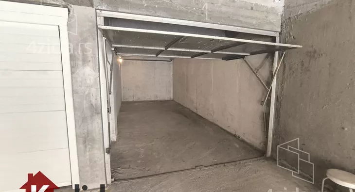 Garaža | 4zida