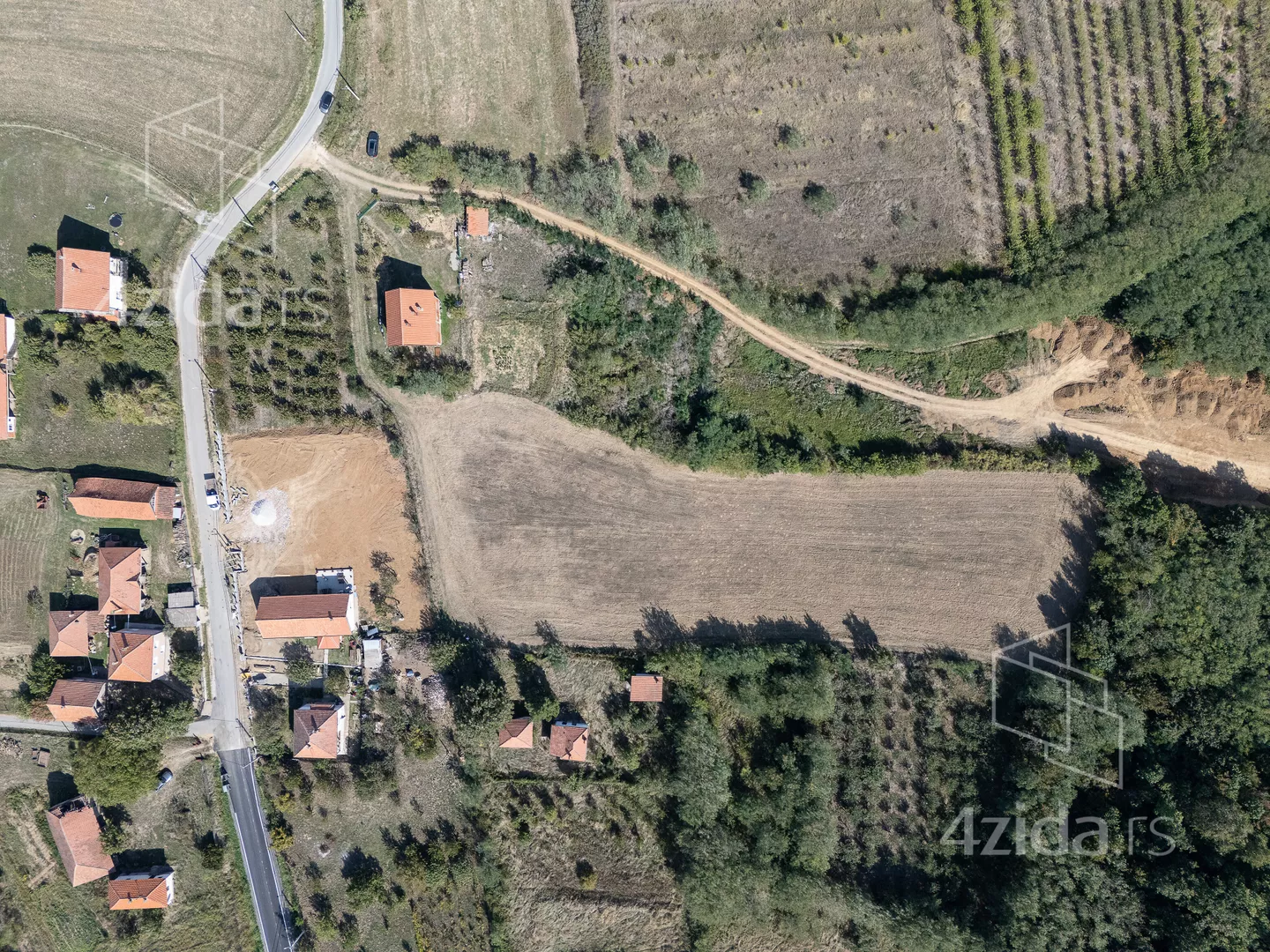 Građevinsko zemljište | 4zida