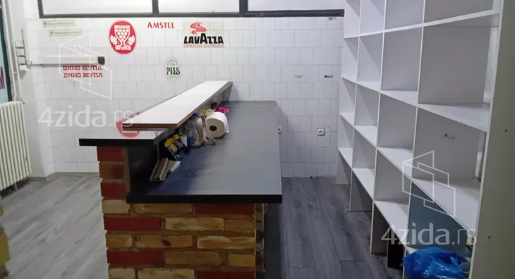 Lokal | 4zida