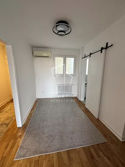 Dr Agostina Neta | 4zida.rs