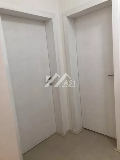 Rumenački put | 4zida.rs