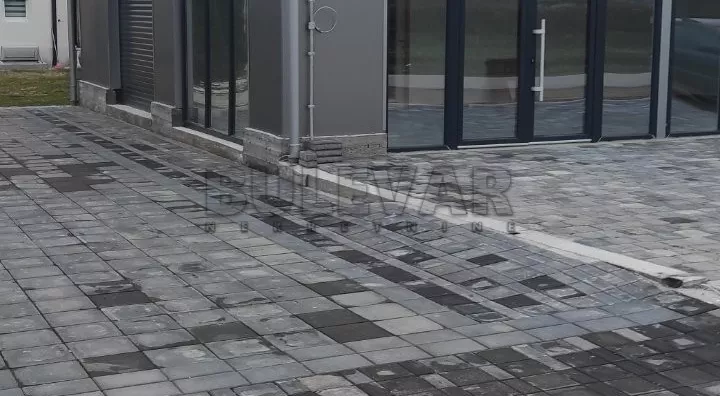 Lokal | 4zida