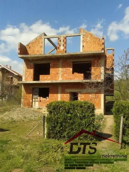 Branko Bjegović | 4zida.rs