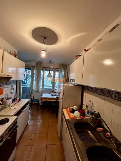 Karađorđeva | 4zida.rs