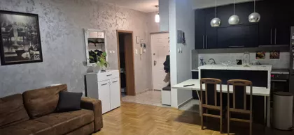 Antona Aškerca 44 | 4zida.rs