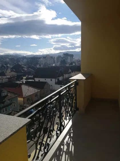 Miloša Pocerca 15 | 4zida.rs