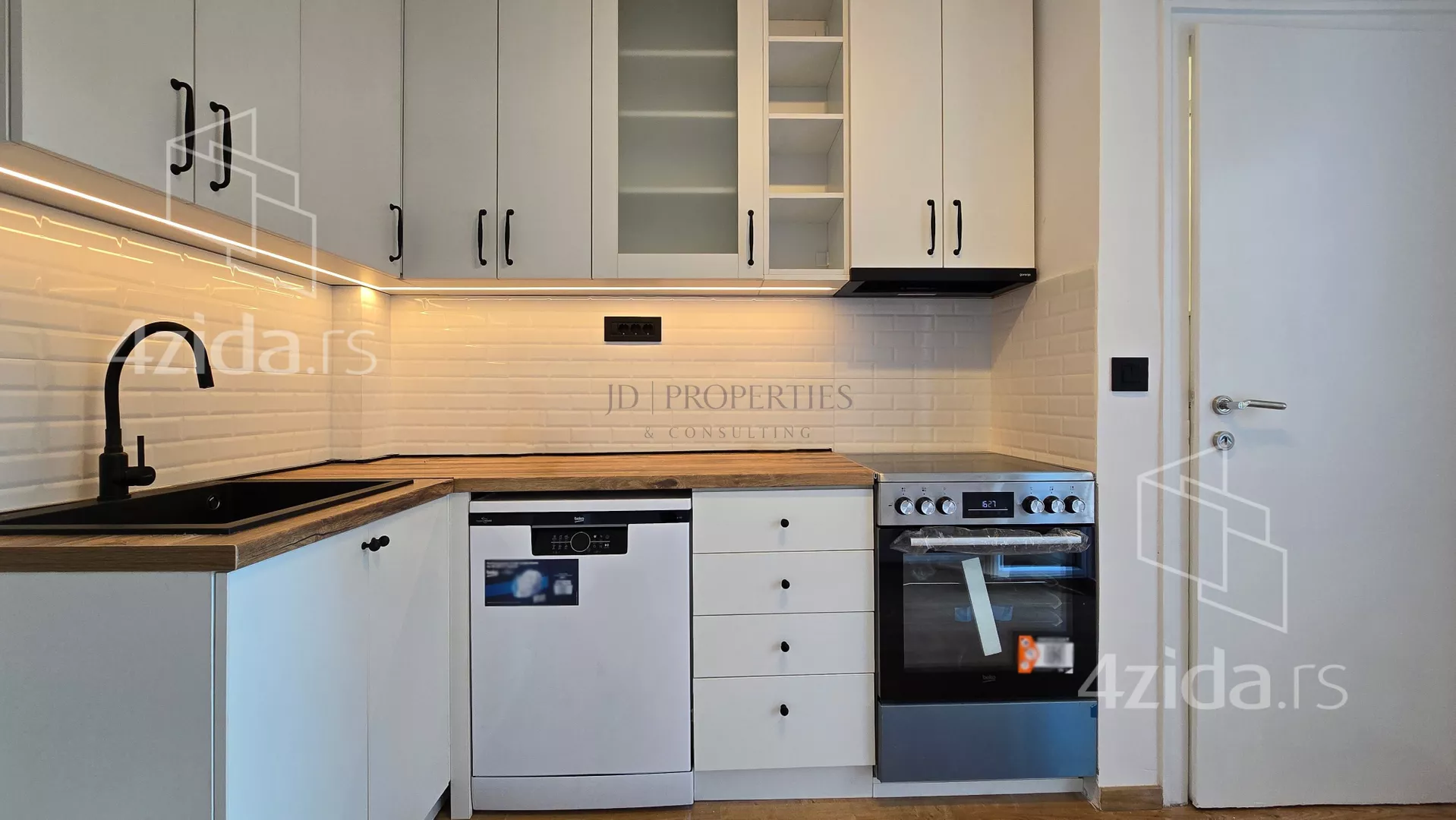 Kancelarija | 4zida