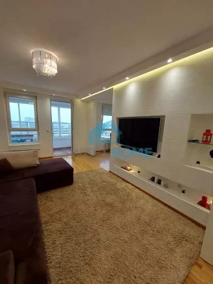 BULEVAR CRVENE ARMIJE x | 4zida.rs