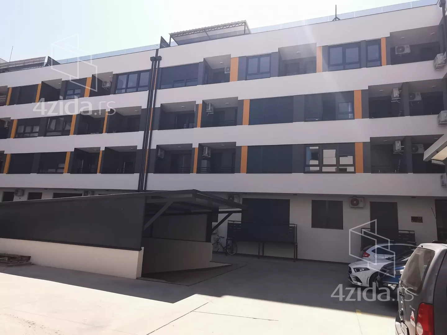Garaža | 4zida