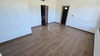 Belog narcisa | 4zida.rs