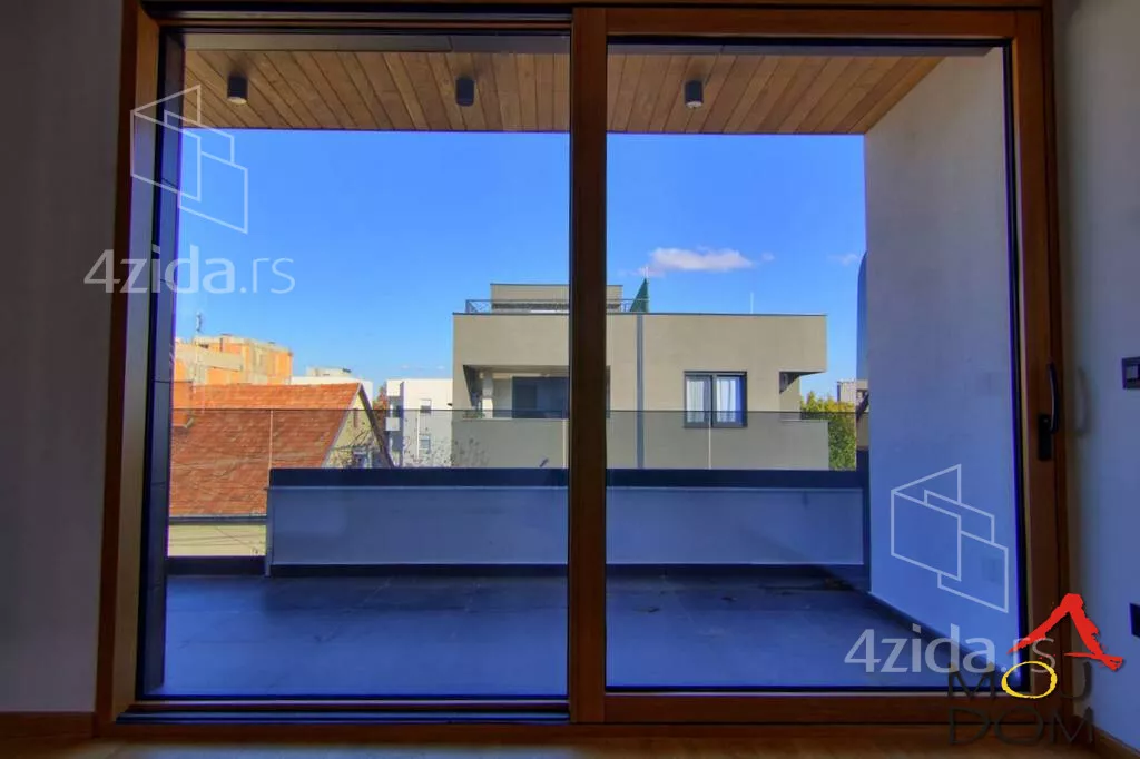 Četvorosoban stan | 4zida