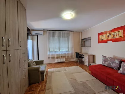 Cara Dušana | 4zida.rs