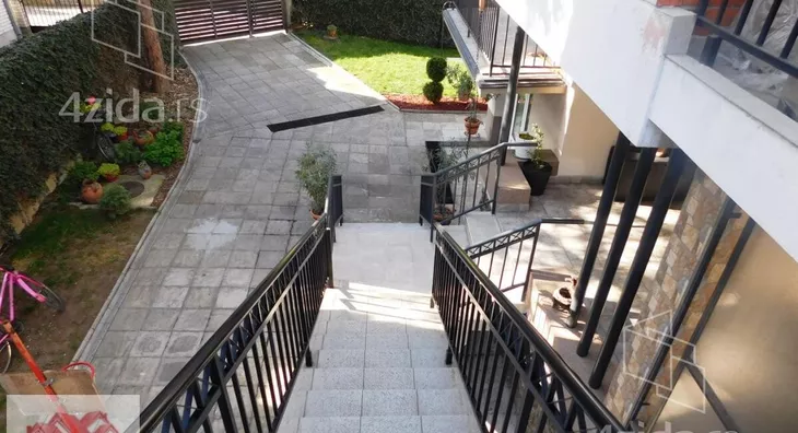 Kuća | 4zida