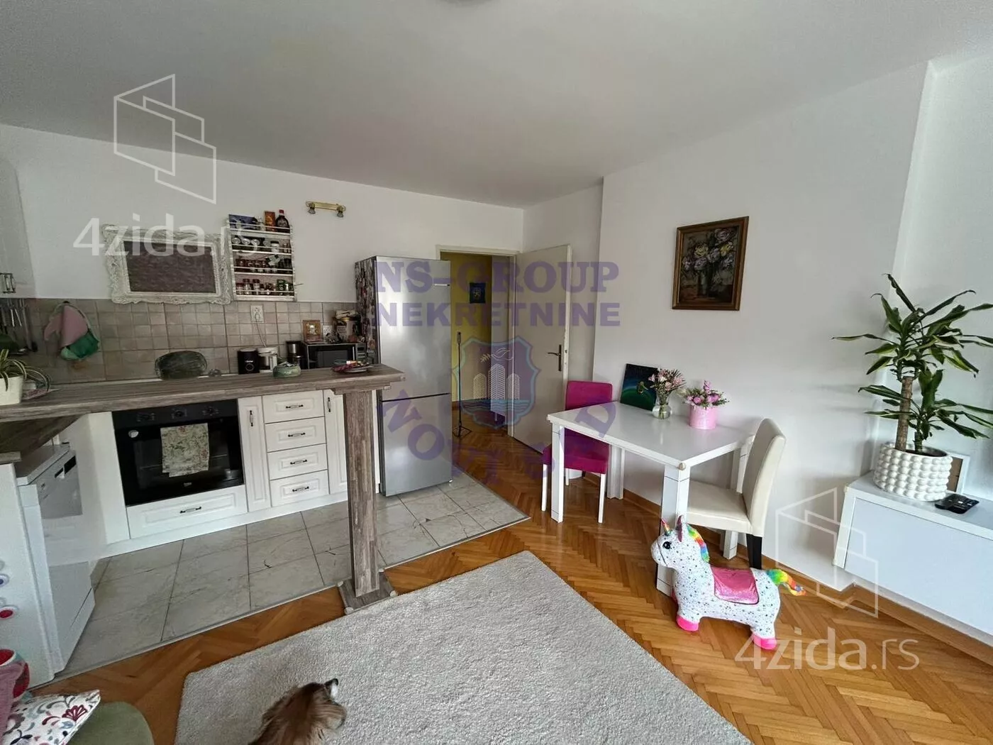 Dvoiposoban stan | 4zida