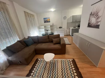 Vojvode Bojovića 50 | 4zida.rs