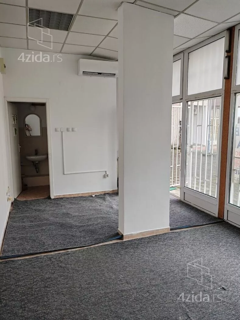 Lokal | 4zida