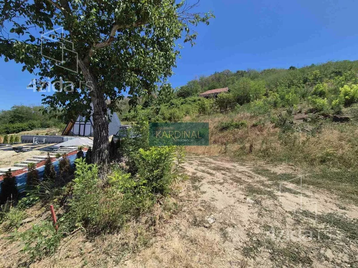 Plac | 4zida