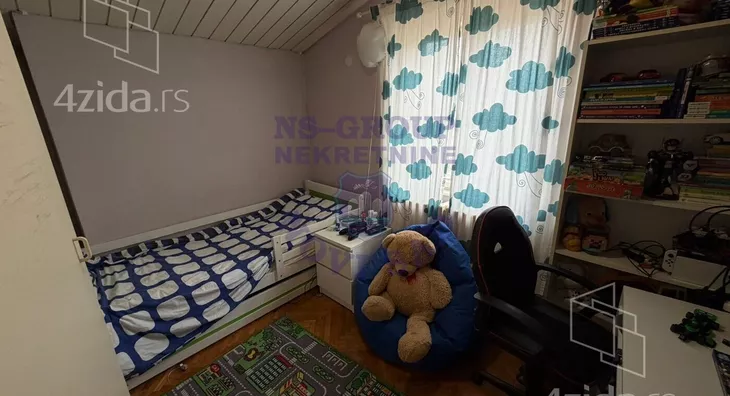 Troiposoban stan | 4zida