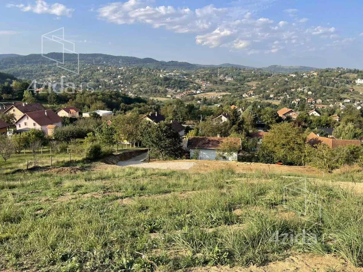 Plac | 4zida