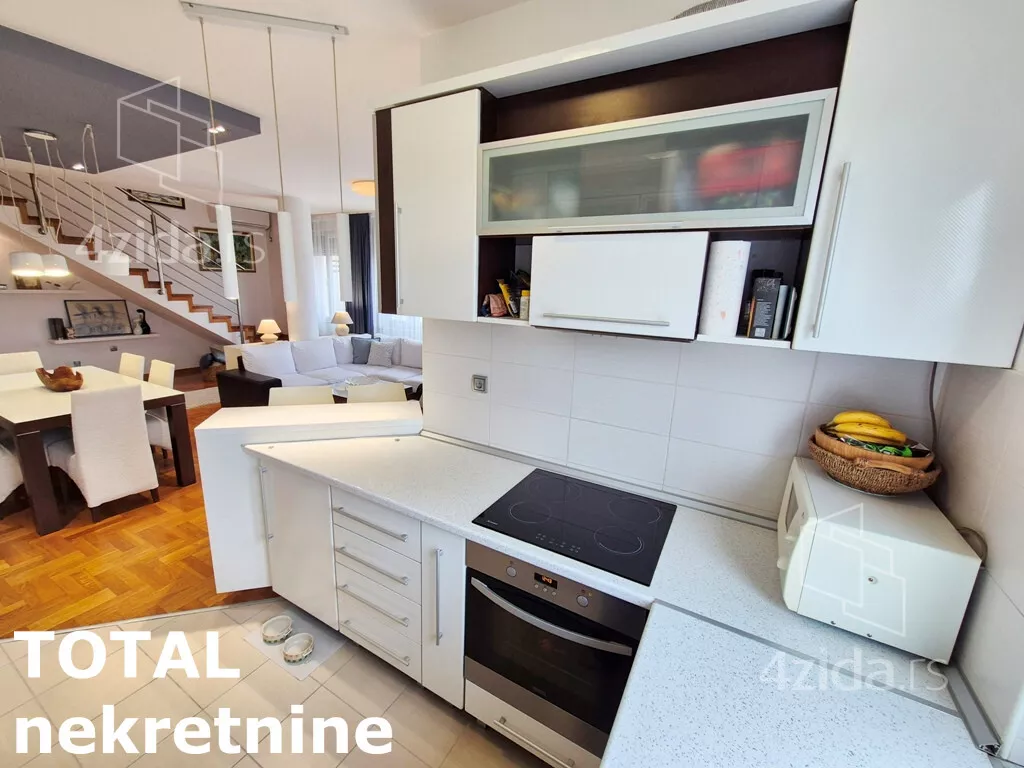 Šestosoban stan | 4zida