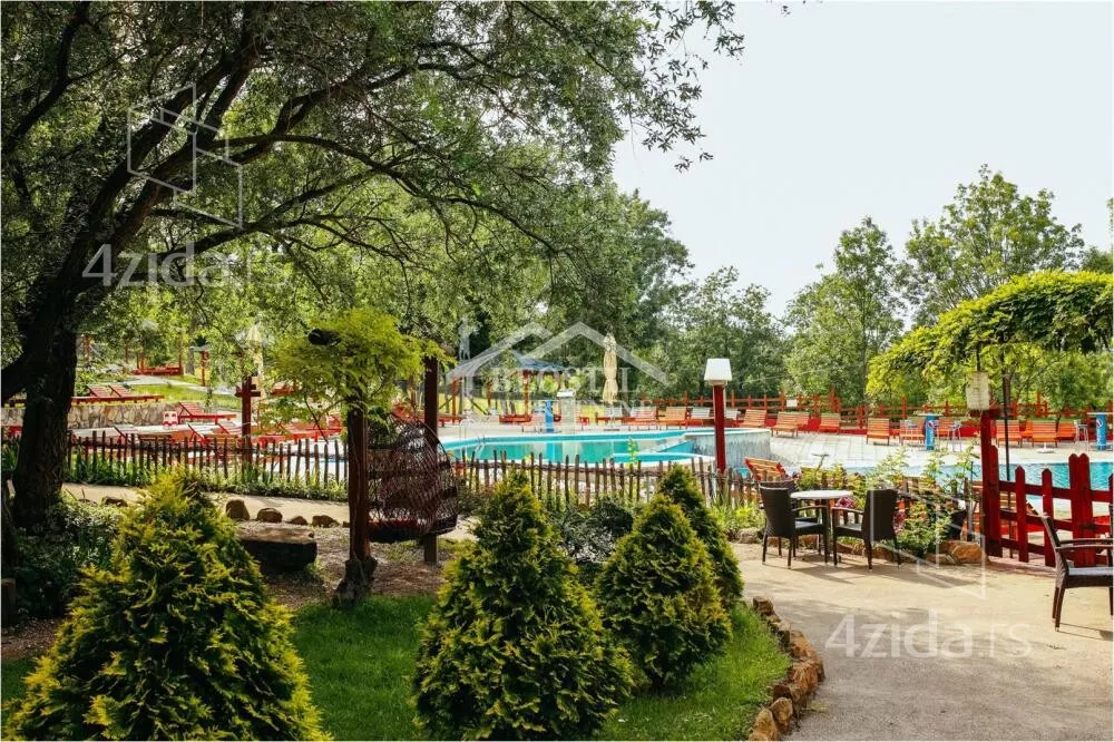 Ugostiteljski objekat | 4zida