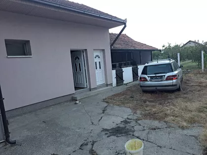 Povrtarska 111 | 4zida.rs