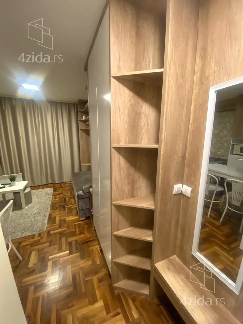Garsonjera | 4zida