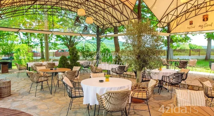 Ugostiteljski objekat | 4zida