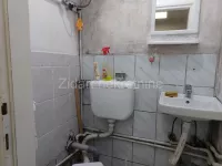 Lokal | 4zida