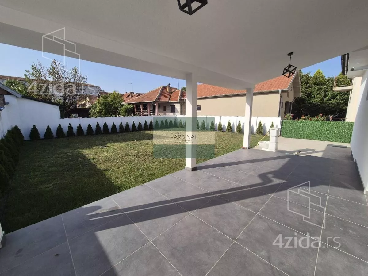 Kuća | 4zida