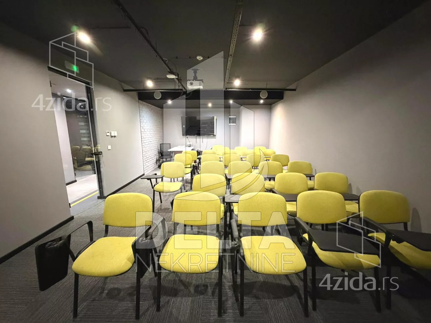 Poslovni prostor | 4zida