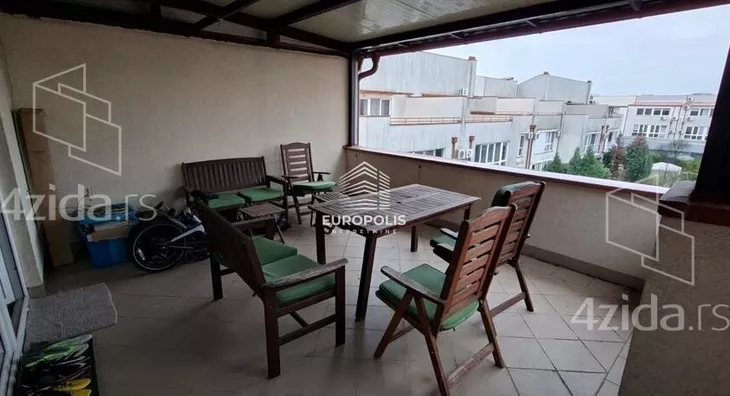 4-etažna kuća | 4zida