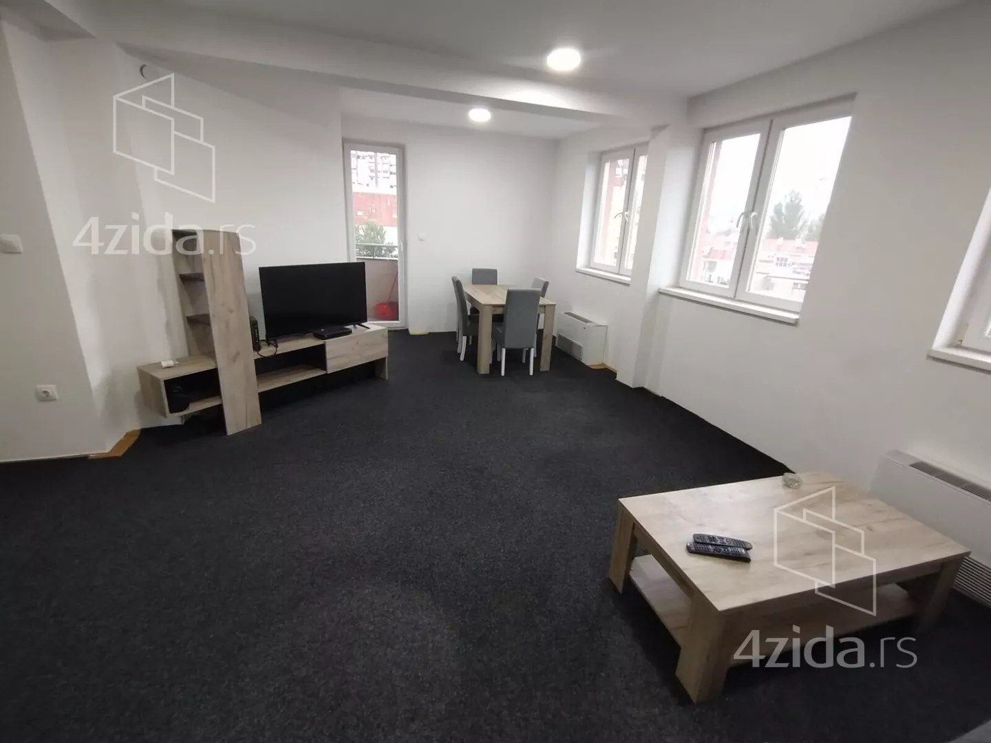 Dvoiposoban stan | 4zida