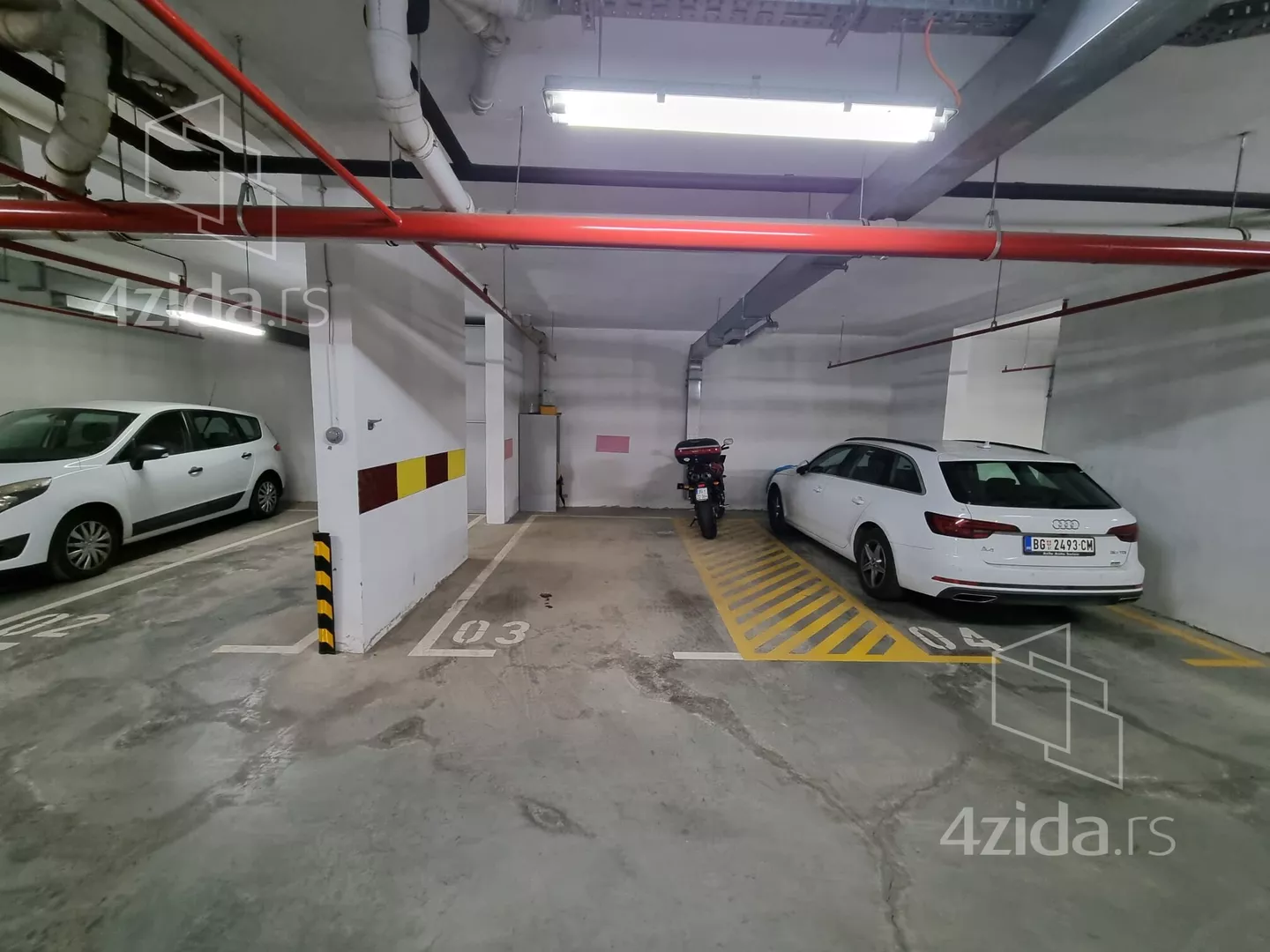 Garaža | 4zida