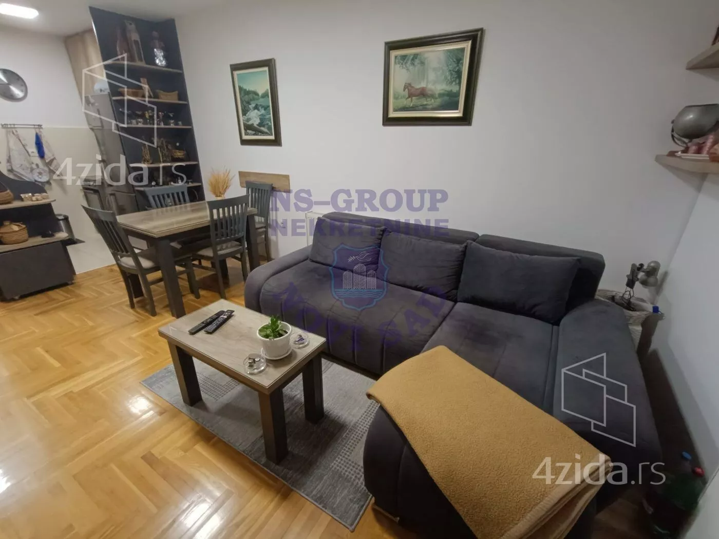 Troiposoban stan | 4zida