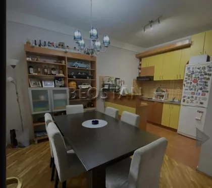 Prvomajska | 4zida.rs