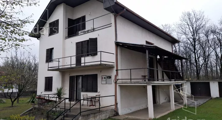 3-etažna kuća | 4zida