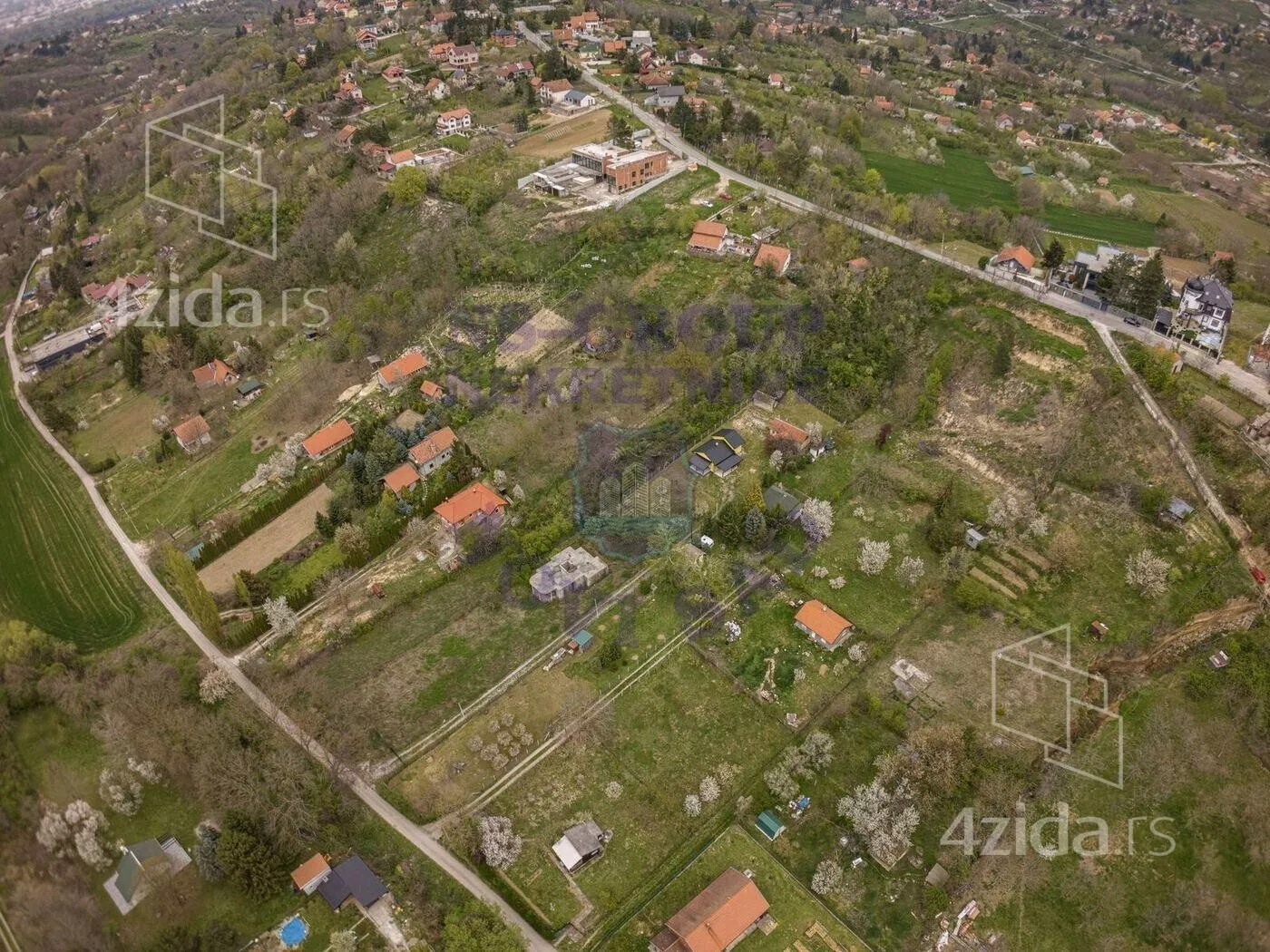 Građevinsko zemljište | 4zida