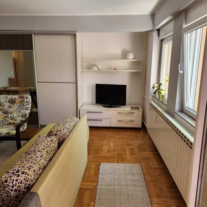 Ulcinjska | 4zida.rs