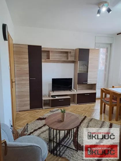 Železnička stanica | 4zida.rs