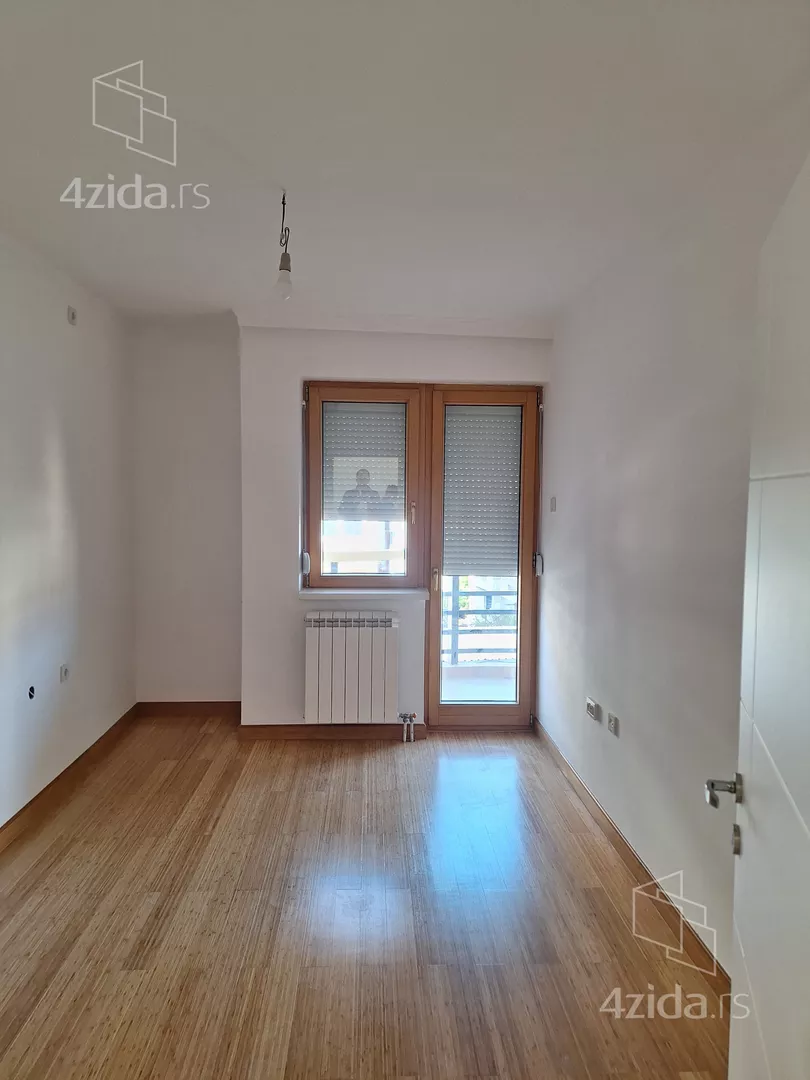 Kancelarija | 4zida