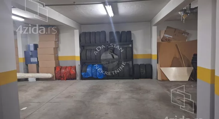 Petosoban stan | 4zida